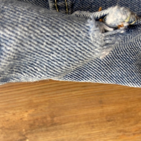 Levis Jeans Men's Size 34 Inch Waist - Picture 6 of 7